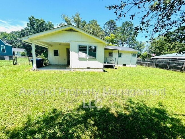 5018 Golfview Dr in Chattanooga, TN - Building Photo - Building Photo