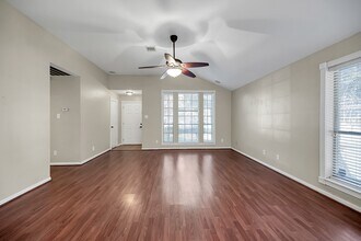 222 Lazy Ln in Montgomery, TX - Building Photo - Building Photo