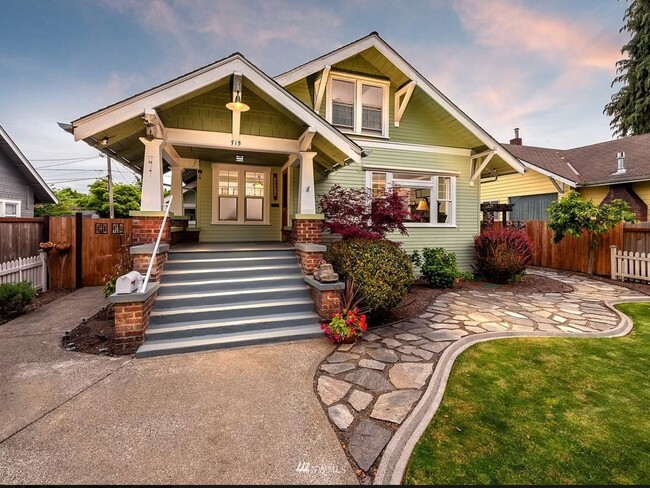 property at 715 Sumner Ave