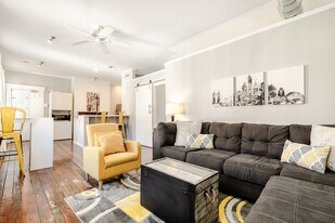 111 E 13th St in Cincinnati, OH - Building Photo