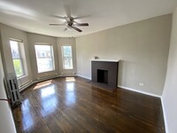 6424 S Ellis Ave, Unit 1 in Chicago, IL - Building Photo - Building Photo