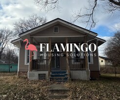 207 N Decker Ave in Dayton, OH - Building Photo