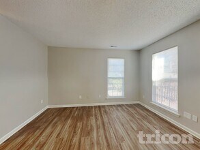 2009 Fort Manden Dr in Monroe, NC - Foto de edificio - Building Photo