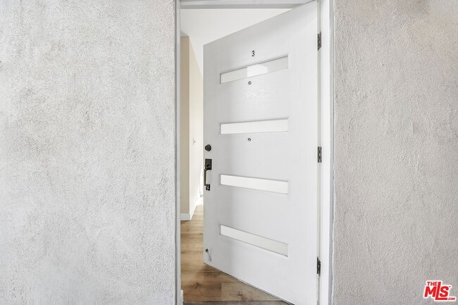 1002 E 33rd St in Los Angeles, CA - Building Photo - Building Photo