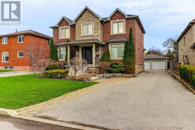 49 Gooderham Dr in Toronto, ON - Building Photo - Building Photo