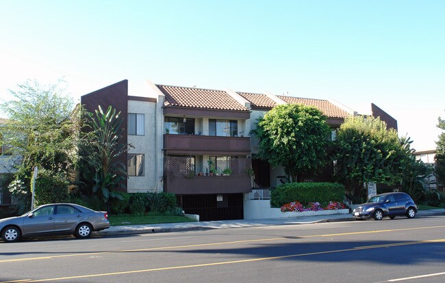 14424 Magnolia Blvd in Sherman Oaks, CA - Building Photo - Building Photo