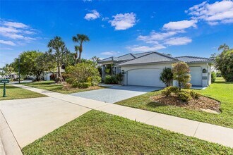 11115 Boca Woods Ln in Boca Raton, FL - Building Photo - Building Photo