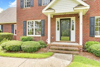 843 Foxcroft Dr in Fayetteville, NC - Building Photo - Building Photo