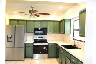 9955 Papaya Tree Trail in Boynton Beach, FL - Building Photo - Building Photo