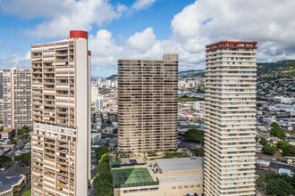 Iolani Court Plaza in Honolulu, HI - Building Photo - Building Photo