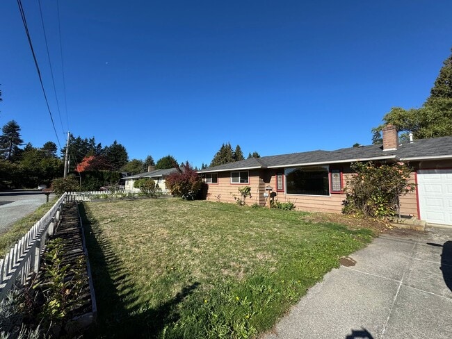 1725 Sunset Dr in Burlington, WA - Building Photo - Building Photo