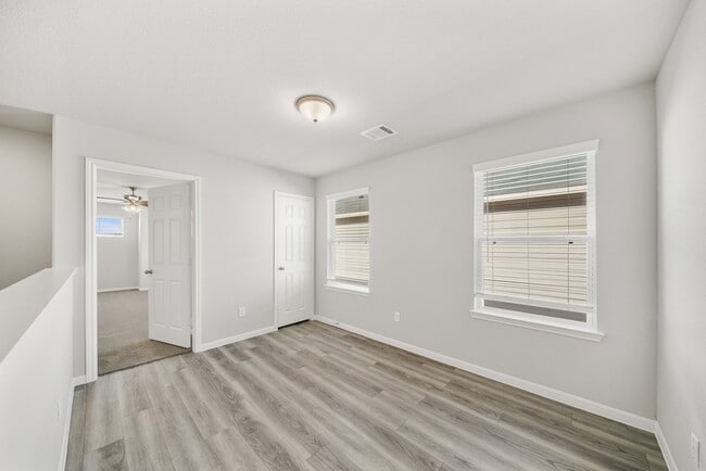 13330 Eagle Island Ln