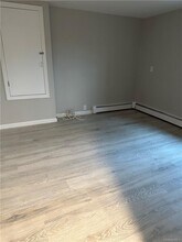 123 Underhill Ave in Harrison, NY - Building Photo - Building Photo