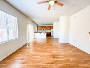 9021 Last Hope Ave in Las Vegas, NV - Building Photo - Building Photo