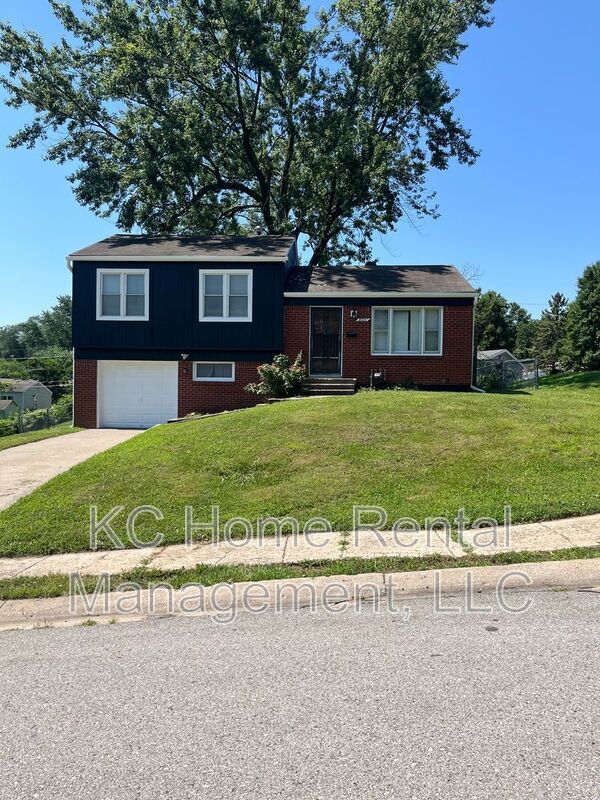 property at 805 W 39 St N