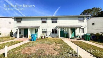 122 Lori Anne Ln in Winter Springs, FL - Building Photo