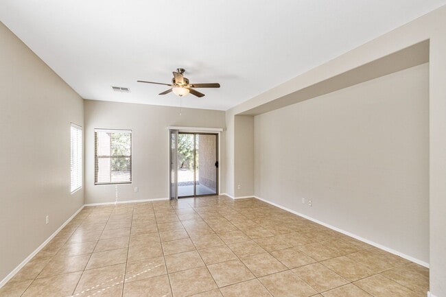 1322 E Linda Dr in Casa Grande, AZ - Building Photo - Building Photo