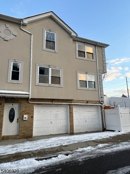 property at 71 Hammond Ave