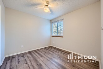 995 Cobblestone Dr in Littleton, CO - Building Photo - Building Photo