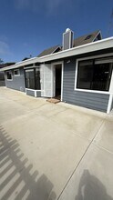 1018 Cornish Dr in Encinitas, CA - Building Photo - Building Photo