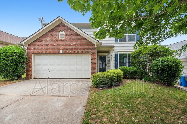 property at 113 S Wendover Trace Ave
