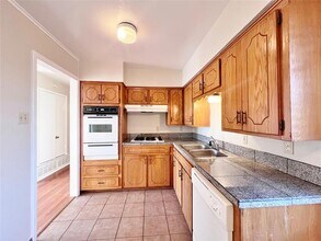 110 Campbell St in Desoto, TX - Building Photo - Building Photo