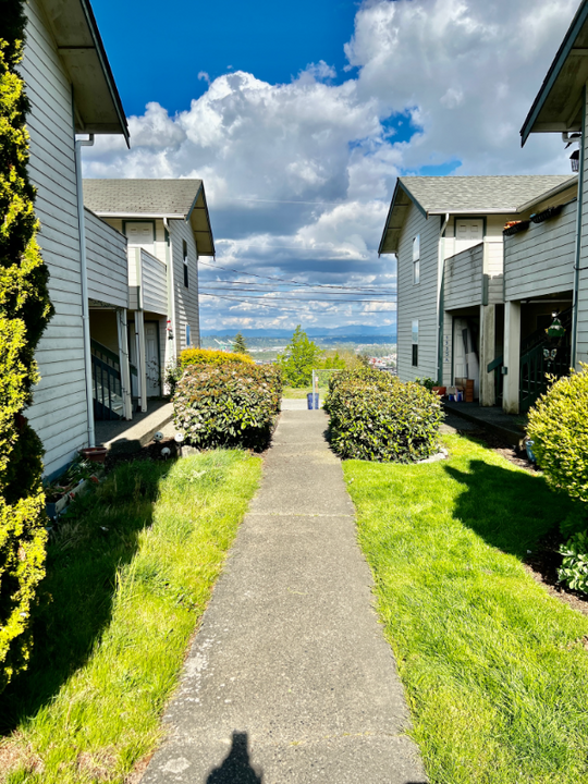 1935 S I St in Tacoma, WA - Building Photo