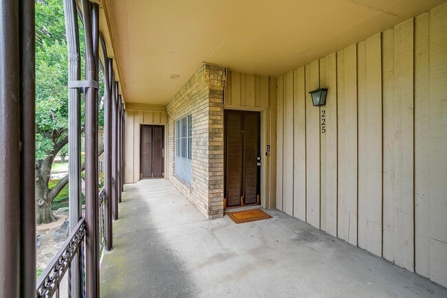 4312 Bellaire Dr S in Fort Worth, TX - Building Photo - Building Photo
