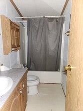 124 Phillips St in Sophia, WV - Building Photo - Building Photo
