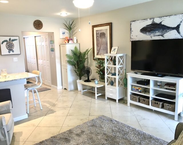240 N Collier Blvd in Marco Island, FL - Building Photo - Building Photo