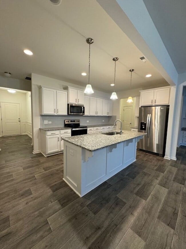 property at 3513 Gardner Parson Point