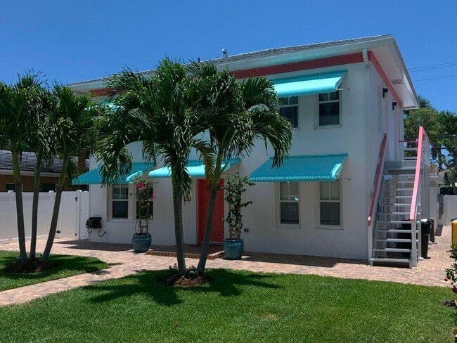 property at 126 N Palmway