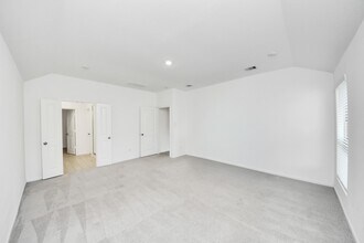 30327 Tall Fescue Dr in Fulshear, TX - Foto de edificio - Building Photo