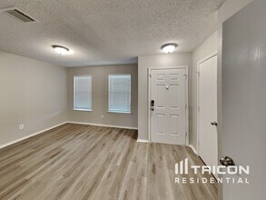 211 Meagan St in Waxahachie, TX - Building Photo - Building Photo