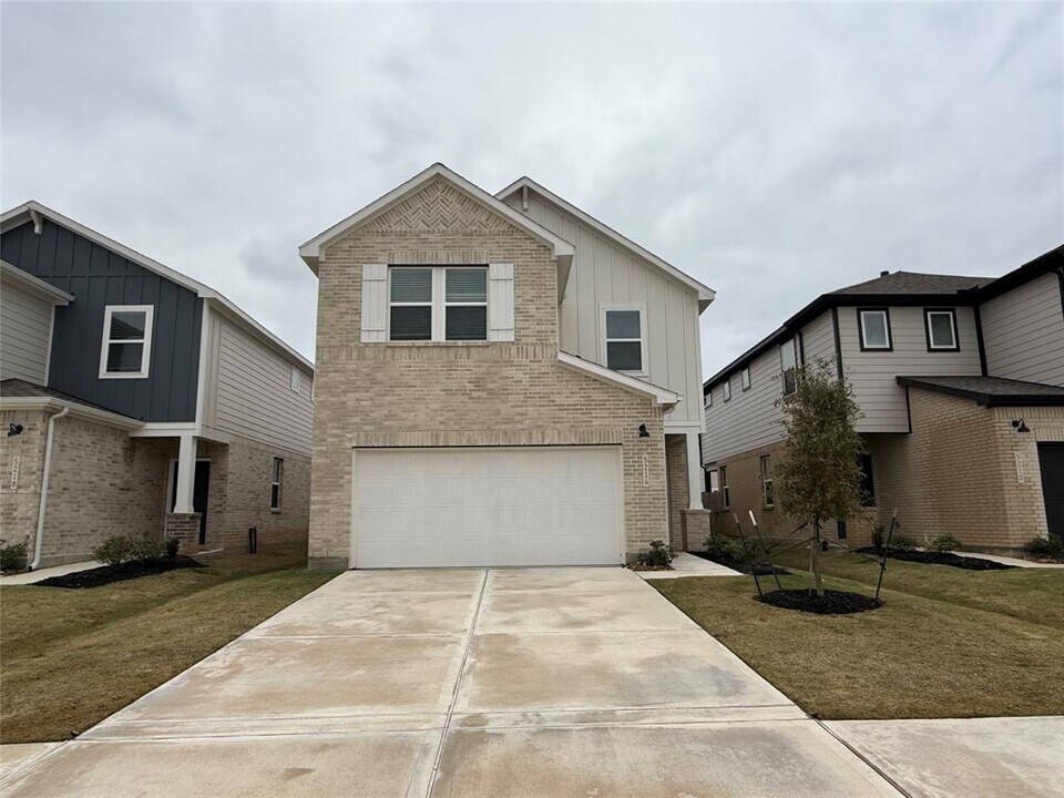 5018 Ricochet Ln in Katy, TX - Building Photo