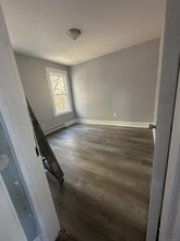33 Albert Pl in Waterbury, CT - Foto de edificio - Building Photo