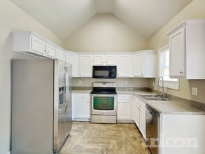 5911 Dunn Rd in Mableton, GA - Building Photo - Building Photo