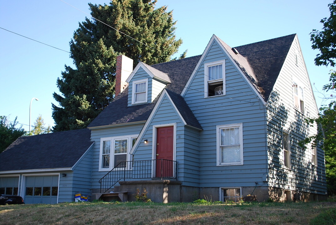 1030 NE Harvey Rd in Pullman, WA - Building Photo