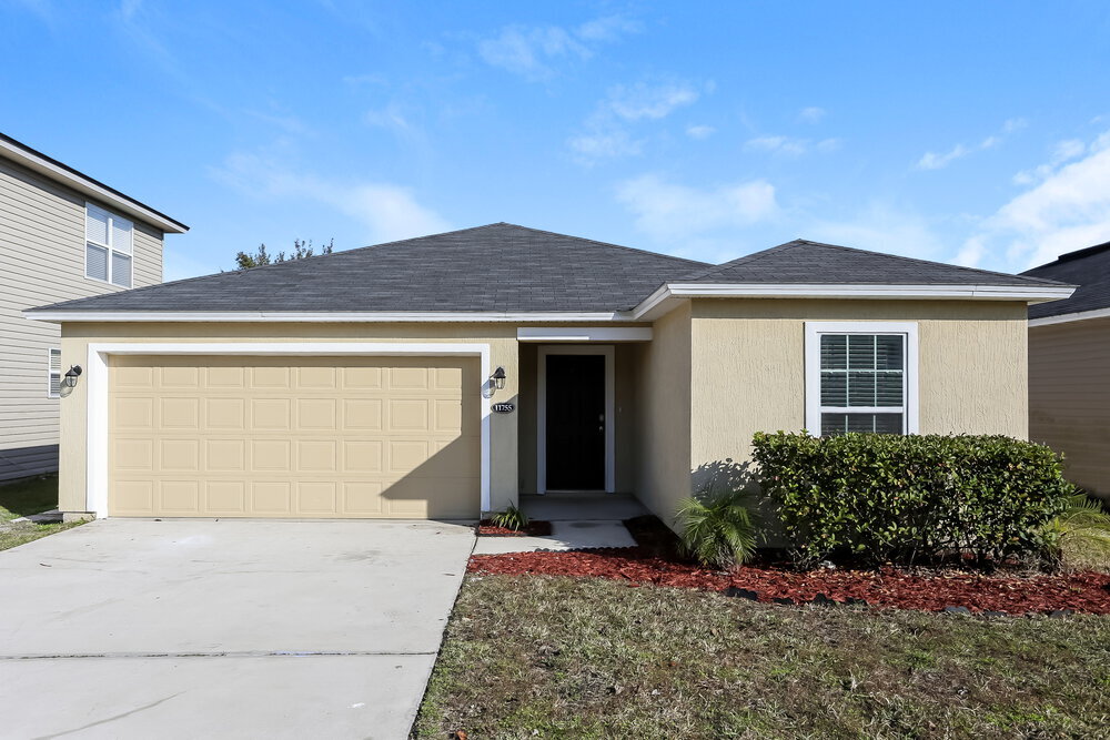 11755 Alexandra Dr in Jacksonville, FL - Building Photo
