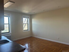 65 Lincoln Blvd in Long Beach, NY - Foto de edificio - Building Photo