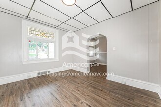 211 Moore Ave in Pittsburgh, PA - Building Photo - Building Photo