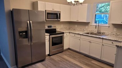 8810 Pocahontas Trail in Williamsburg, VA - Building Photo - Building Photo