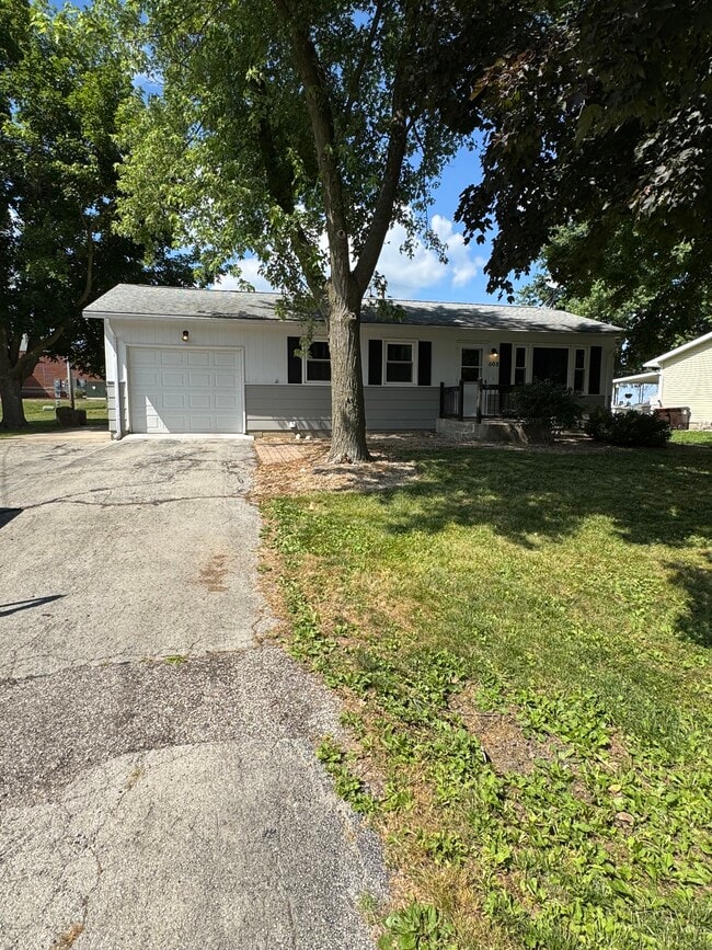 property at 608 Meadow Lane St