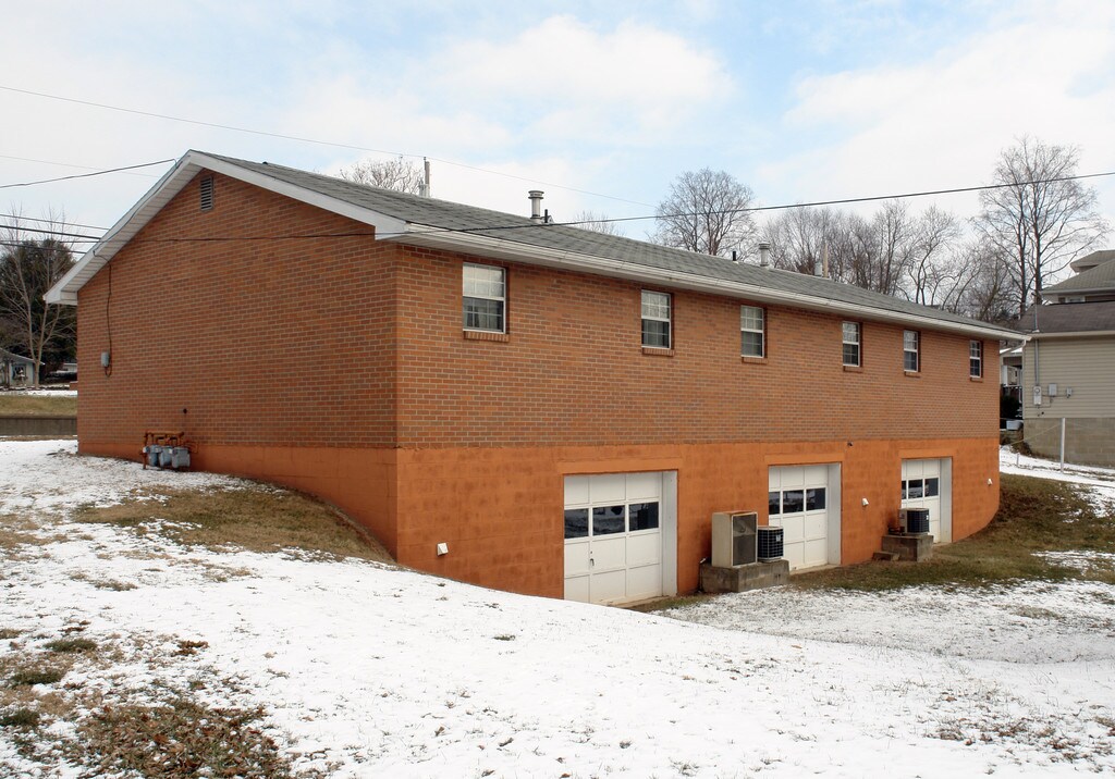 9698 Acme St Apartments Marietta, OH Apartments For Rent