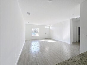 1554 Cumin Dr in Poinciana, FL - Building Photo - Building Photo