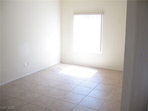 3149 Morning Whisper Dr in Henderson, NV - Building Photo - Building Photo
