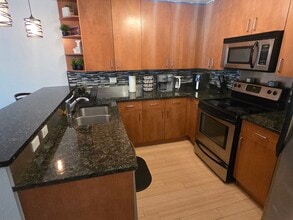 188 S Logan St, Unit 203 in Denver, CO - Building Photo - Building Photo