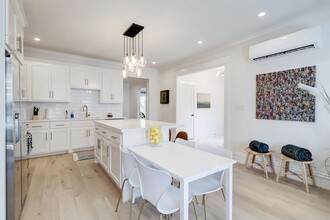 235 Westheimer Rd in Houston, TX - Building Photo - Building Photo