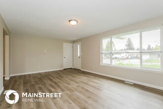 16902 8th Ave E in Spanaway, WA - Building Photo - Building Photo