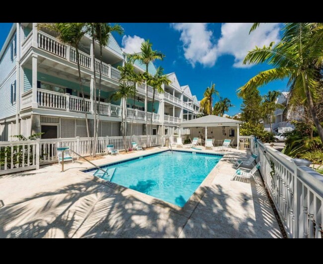 property at 3029 N Roosevelt Blvd